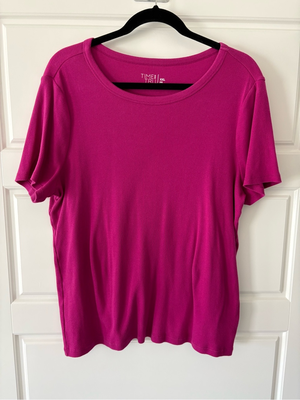 Time and Tru Ribbed Tee Shirt. Magenta color. Size XXL